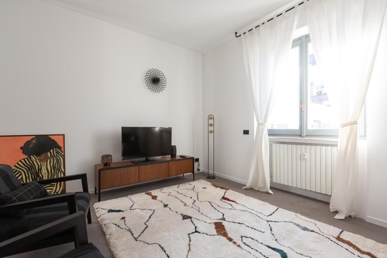 Sant'Ambrogio Bright And Stylish Flat Apartment Milan Exterior photo